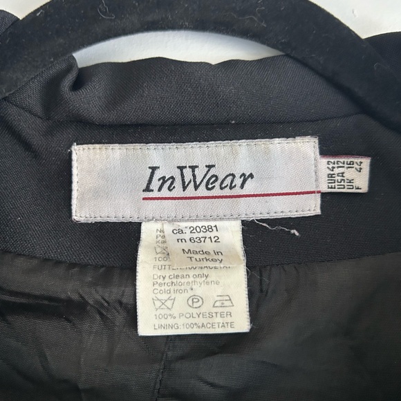 Long button front jacket or dress - Picture 5 of 5